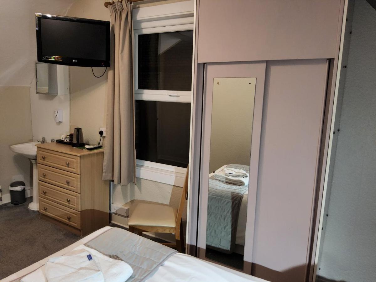 The Avenue Hotel Грентем Екстер'єр фото